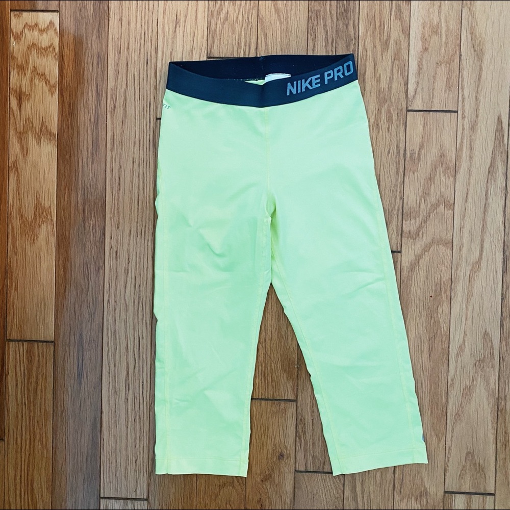 ELECTRIC YELLO NIKE PRO LEGGINGS